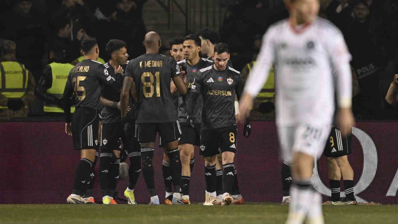 Karabağ, Eintracht Frankfurt'u Dramatiik Bir Zaferle Yendi