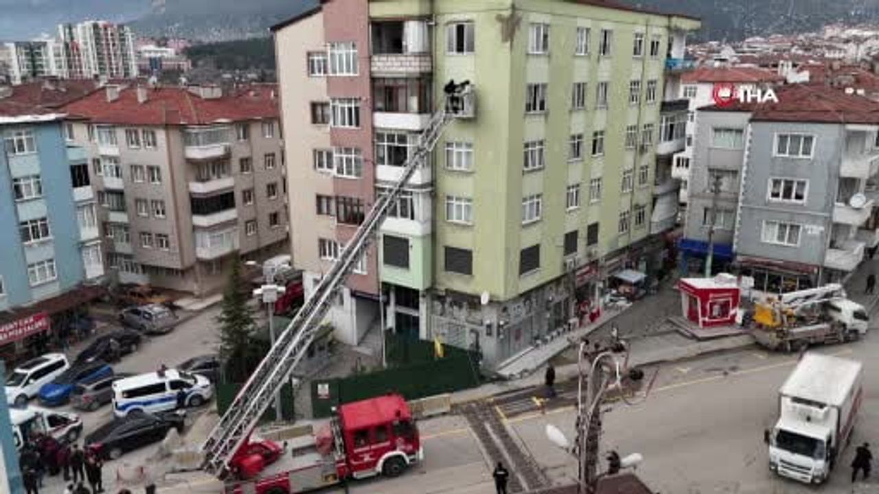 Karabük'te Apartman Yangını Panic Yarattı