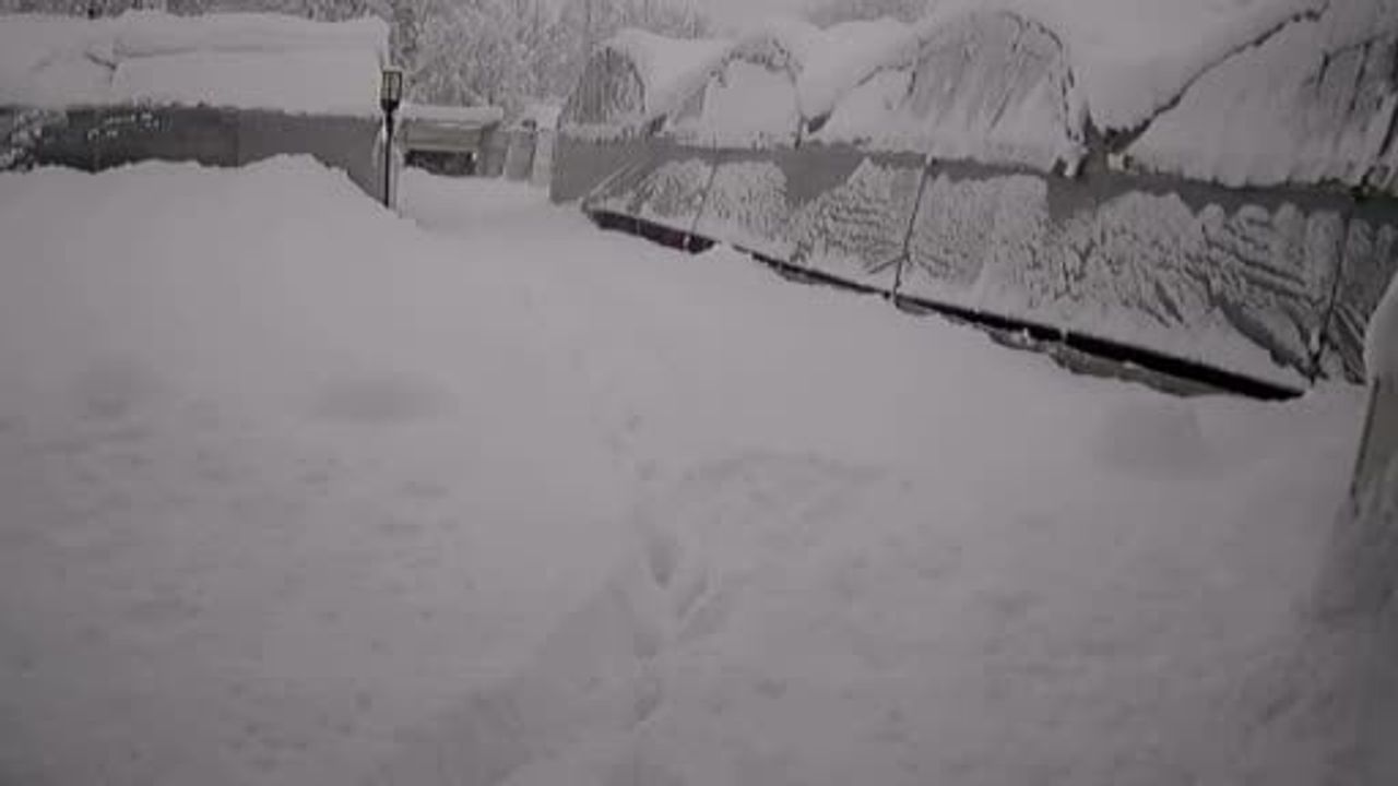 Karabük'teki Kar Felaketi: Seralar Çöktü, Çiftçiler Zor Durumda