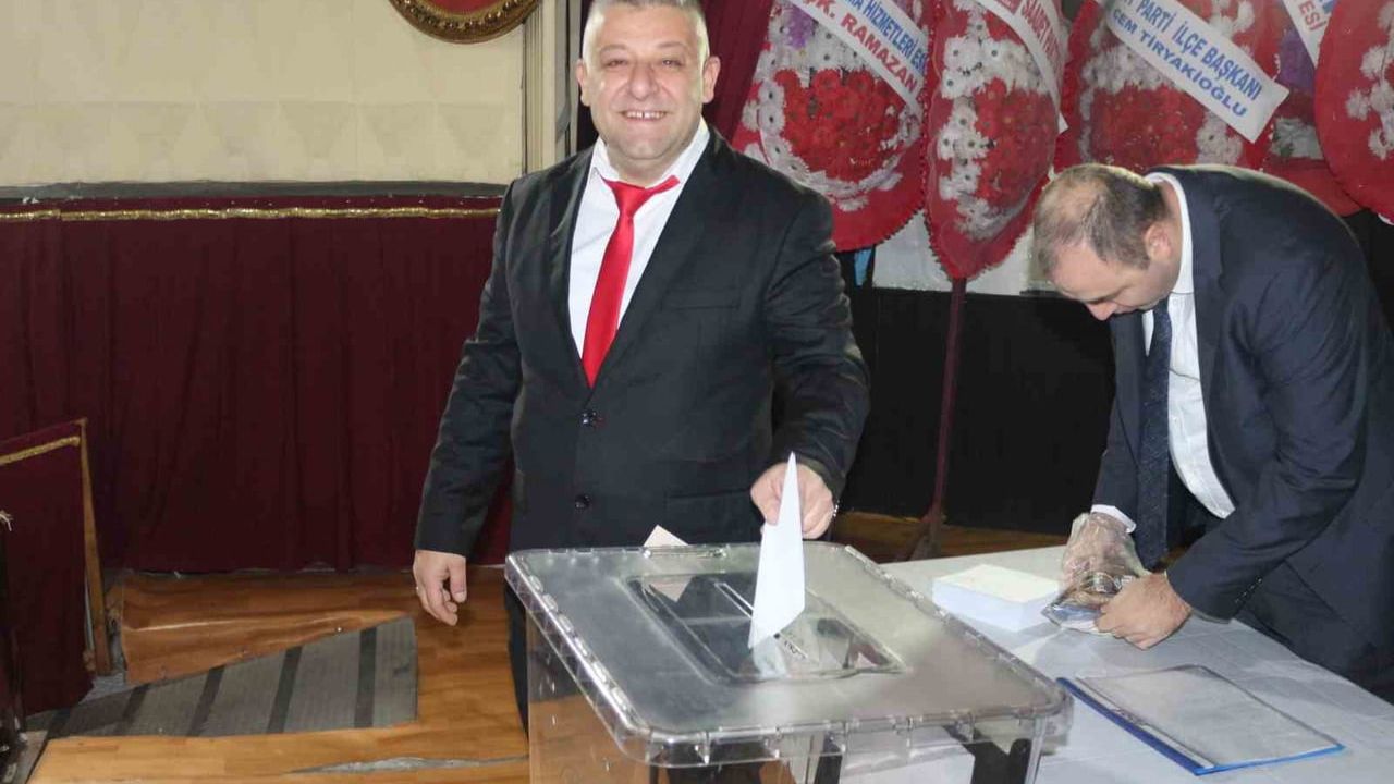 Karacabey Kahveciler Odası Seçimlerinde Selçuk Aytaş Öne Çıktı