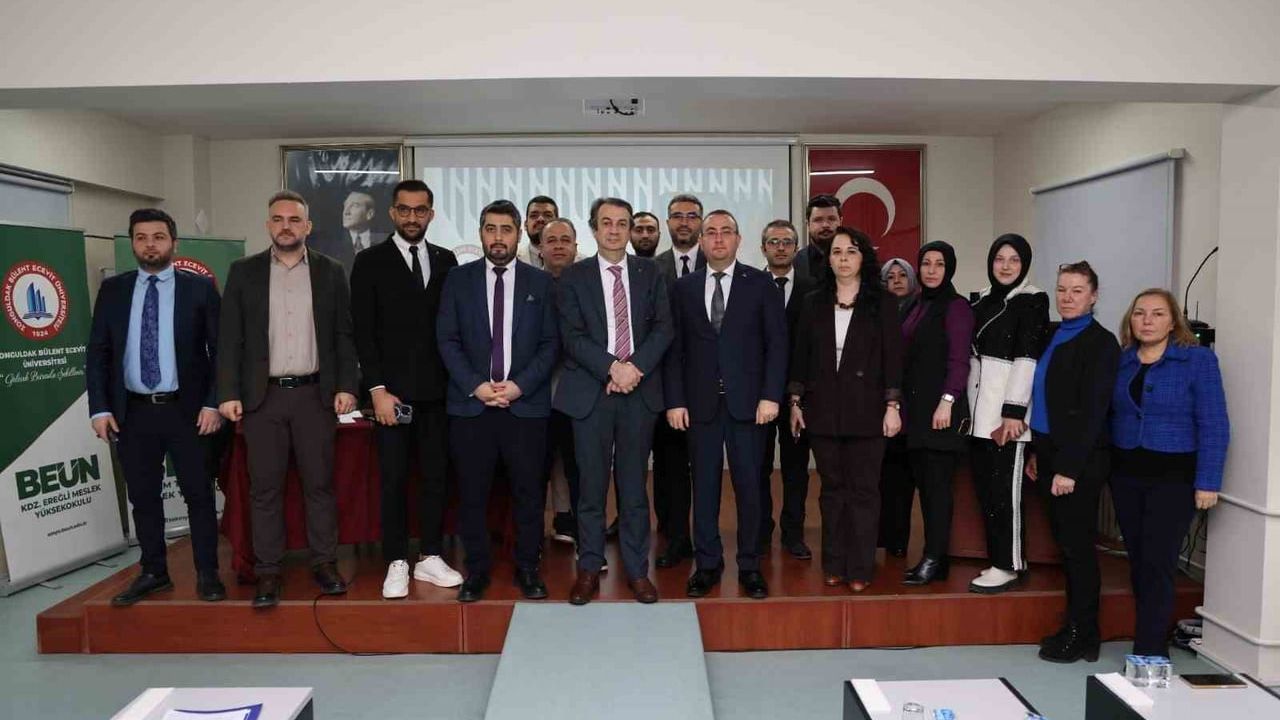 Karadeniz Ereğli MYO ve Bilişim Teknolojileri MYO Akademik Kurul Toplantısı Yapıldı