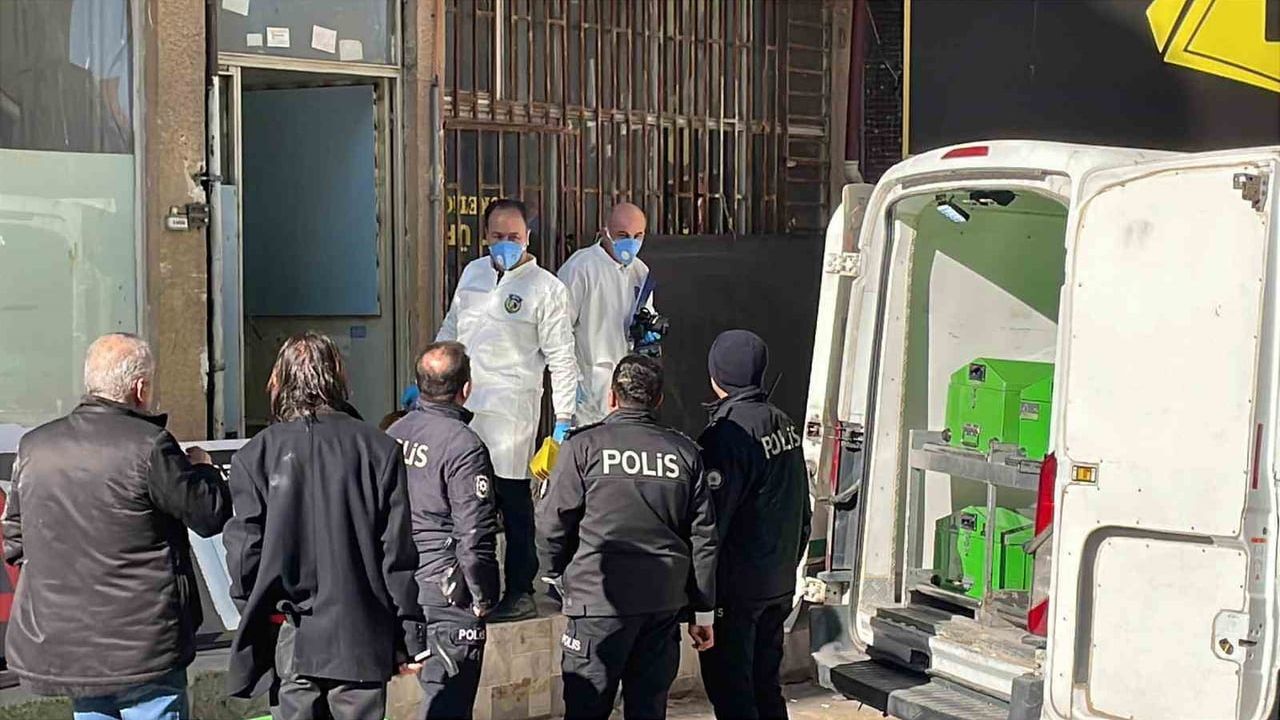 Karaman'da 55 Yaşındaki Adam Evinde Ölü Bulundu