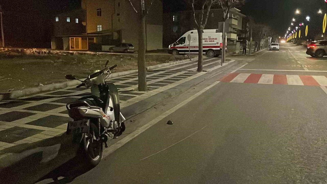 Karaman'da Motosiklet Kazası: Sürücü Yaralandı