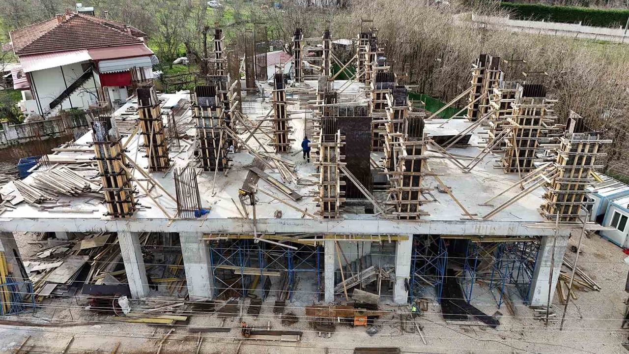 Karapürçek Sosyal Gelişim Merkezi Yükseliyor