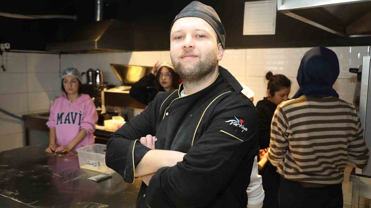 Karasu Anadolu Lisesi Öğrencileri Lezzetli Başarı Ödülünü Aldı