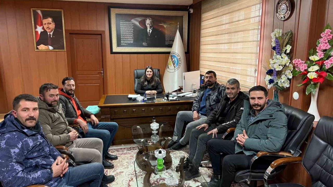 Karayazı'da Esnaflar Dayanışma Derneği Kurdu