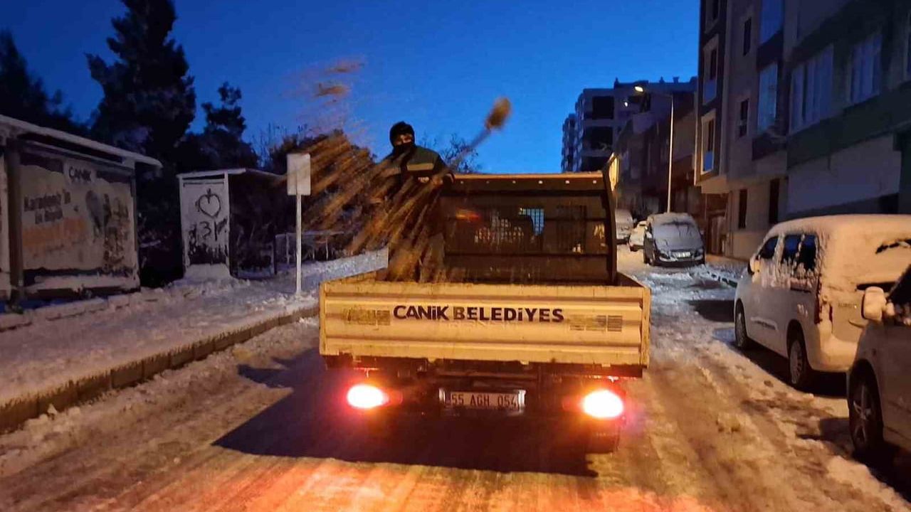 Karla Mücadelede Hız Kesmiyor!