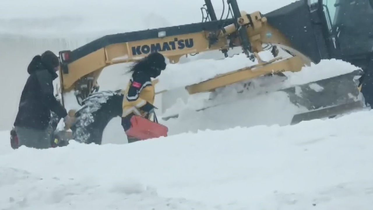 Kars'ta Kar Dumanıyla Mücadele: Yaya İhtiyaçlara Özel Müdahale