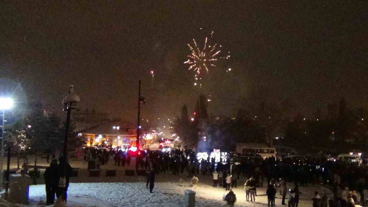 Kars'ta Yeni Yıl Coşkusu Kar Yağışı ile Kutlandı