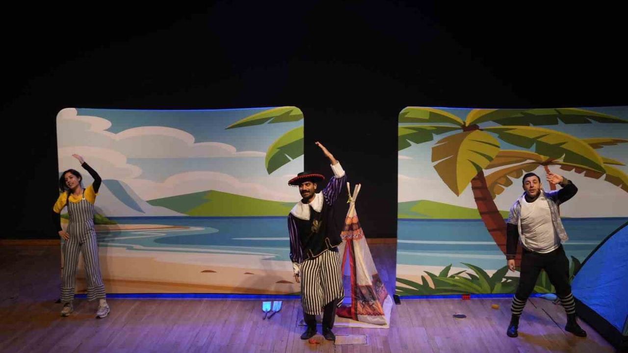 Kartal'da Yarıyıl Şenliği Coşkusu Başladı