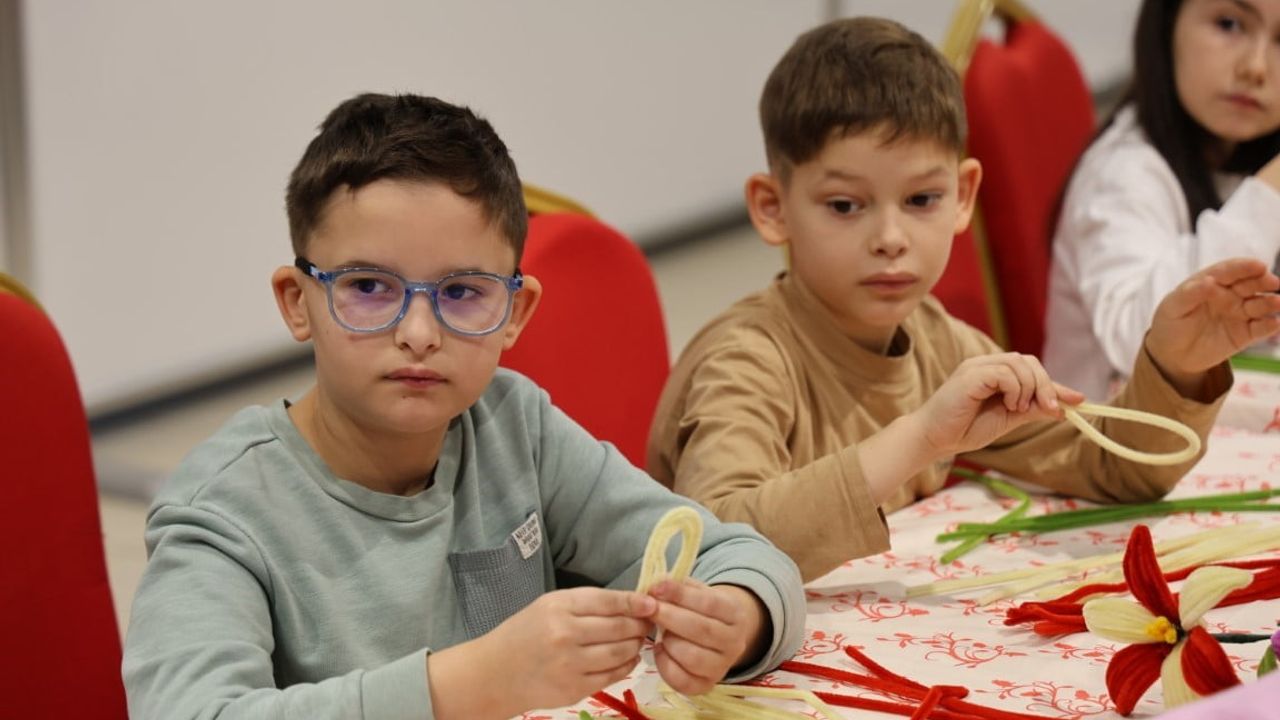 Kartepe'de Öğrenciler Yarıyıl Tatilini Sanatla Değerlendirdi