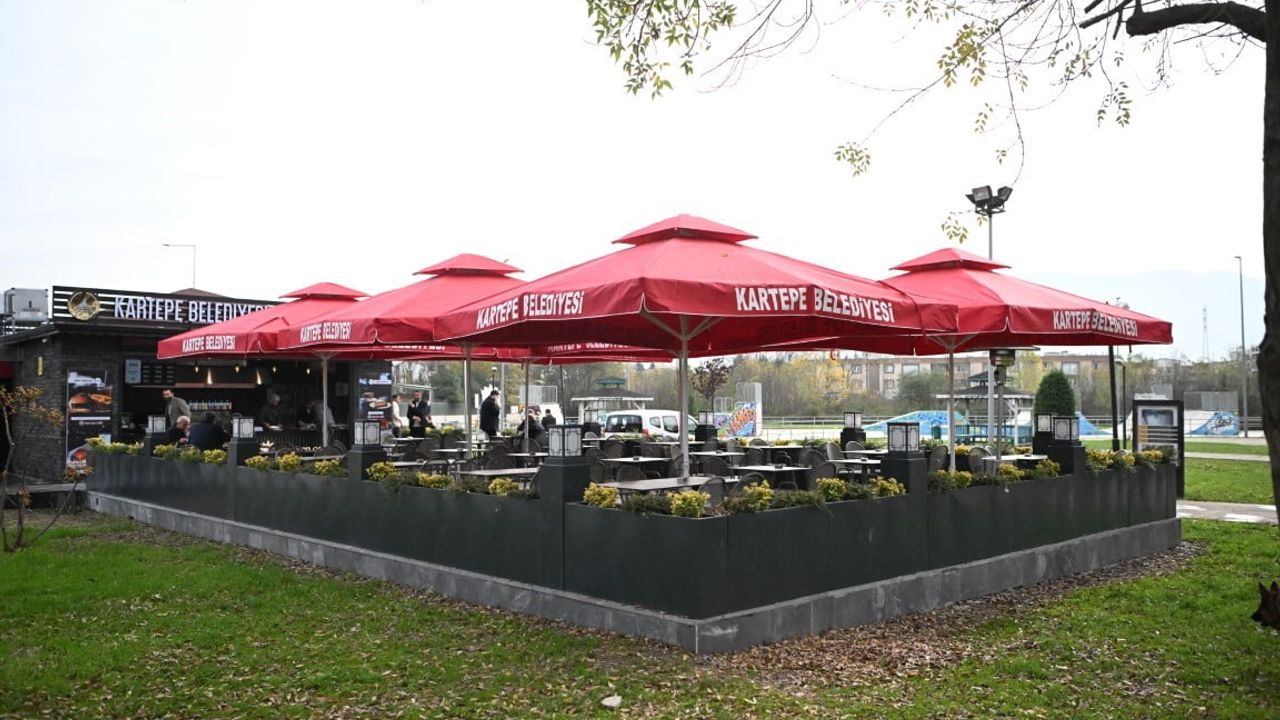 Kartepe'de Yeni Cafenin Açılışıyla Öğrencilere İndirimli Hizmet