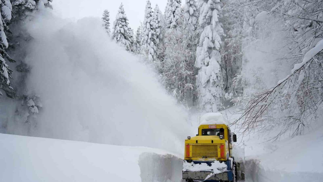 Kastamonu'da Kar, 102 Köyü Kapladı