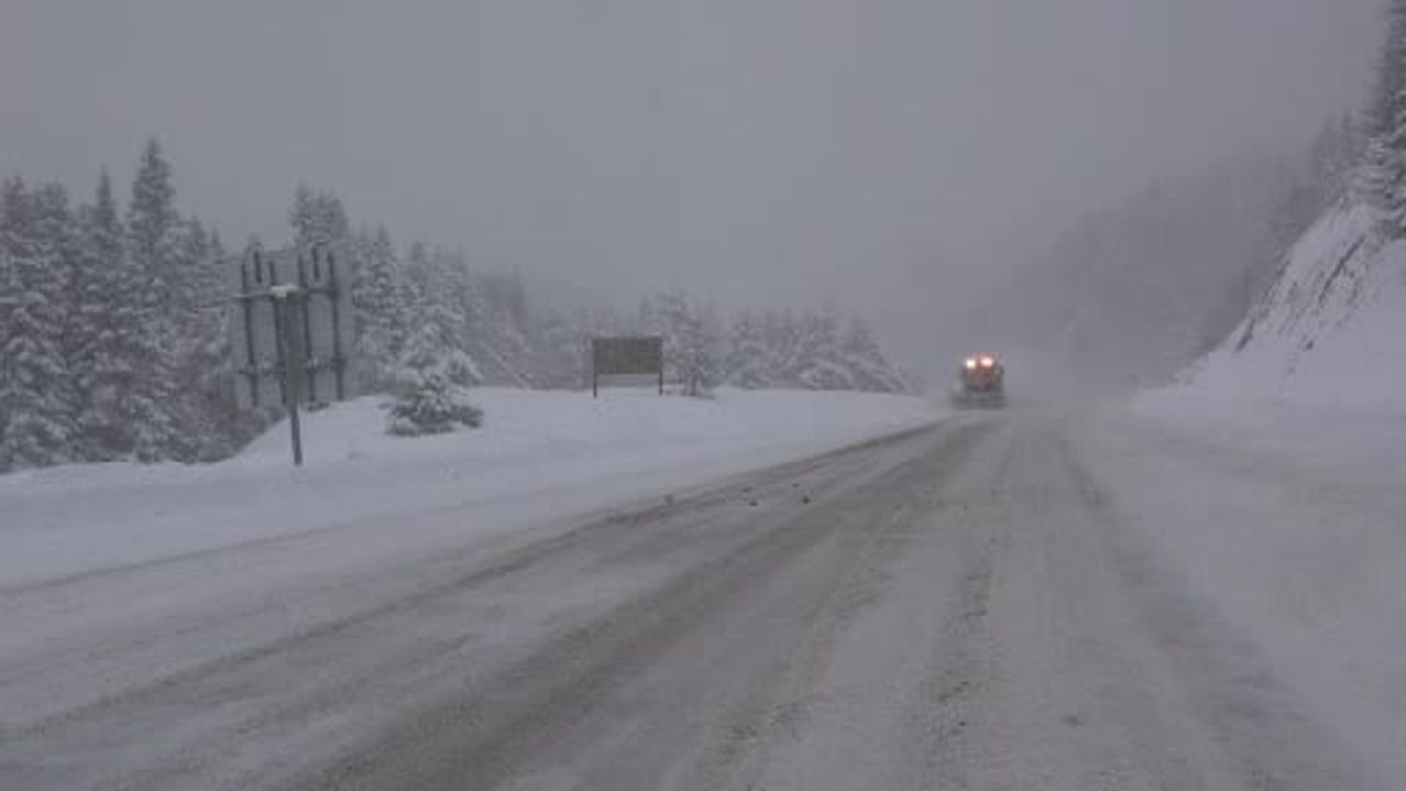 Kastamonu'da Kar Yağışı Nedeniyle 167 Köy Yolu Kapandı