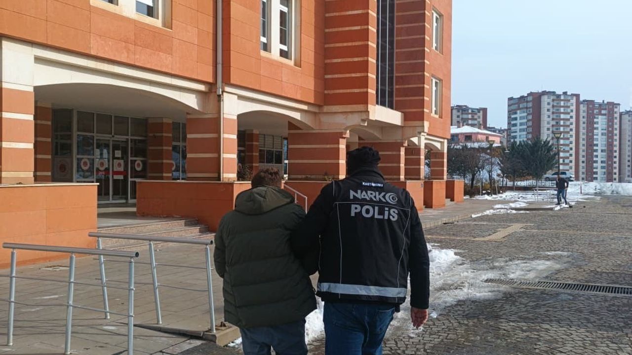 Kastamonu'da Uyuşturucuyla Yakalanan Kişi Tutuklandı