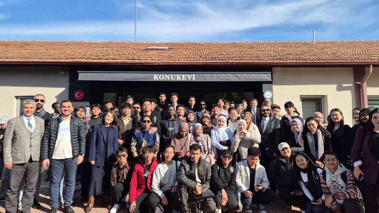 Kastamonu Üniversitesi’nde 111 Öğrenci Türkçe Eğitimi Alıyor