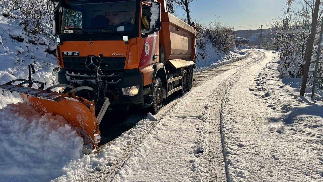 Kavak’ta Karla Mücadele Çalışmaları Devam Ediyor