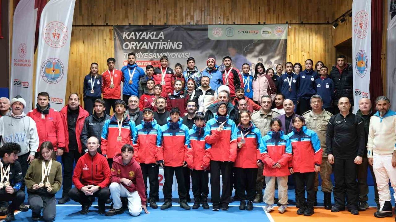 Kayakla Oryantiring Türkiye Şampiyonası Refahiye'de Gerçekleşti