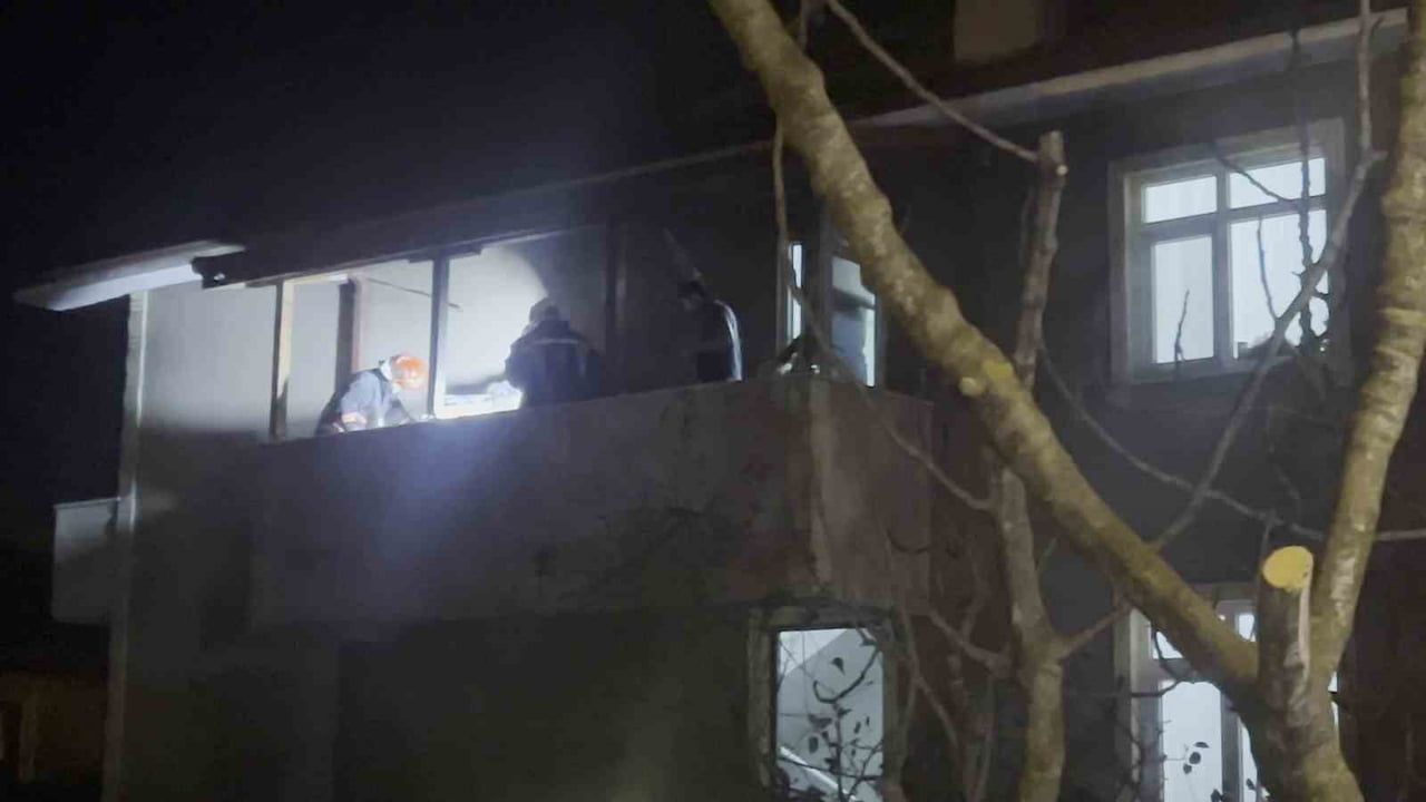 Kaynarca'da Ev Yangını Paniğe Sebep Oldu