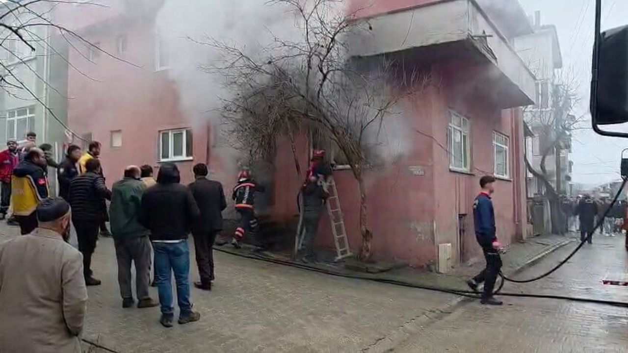 Kaynarca'da Yangın Paniği