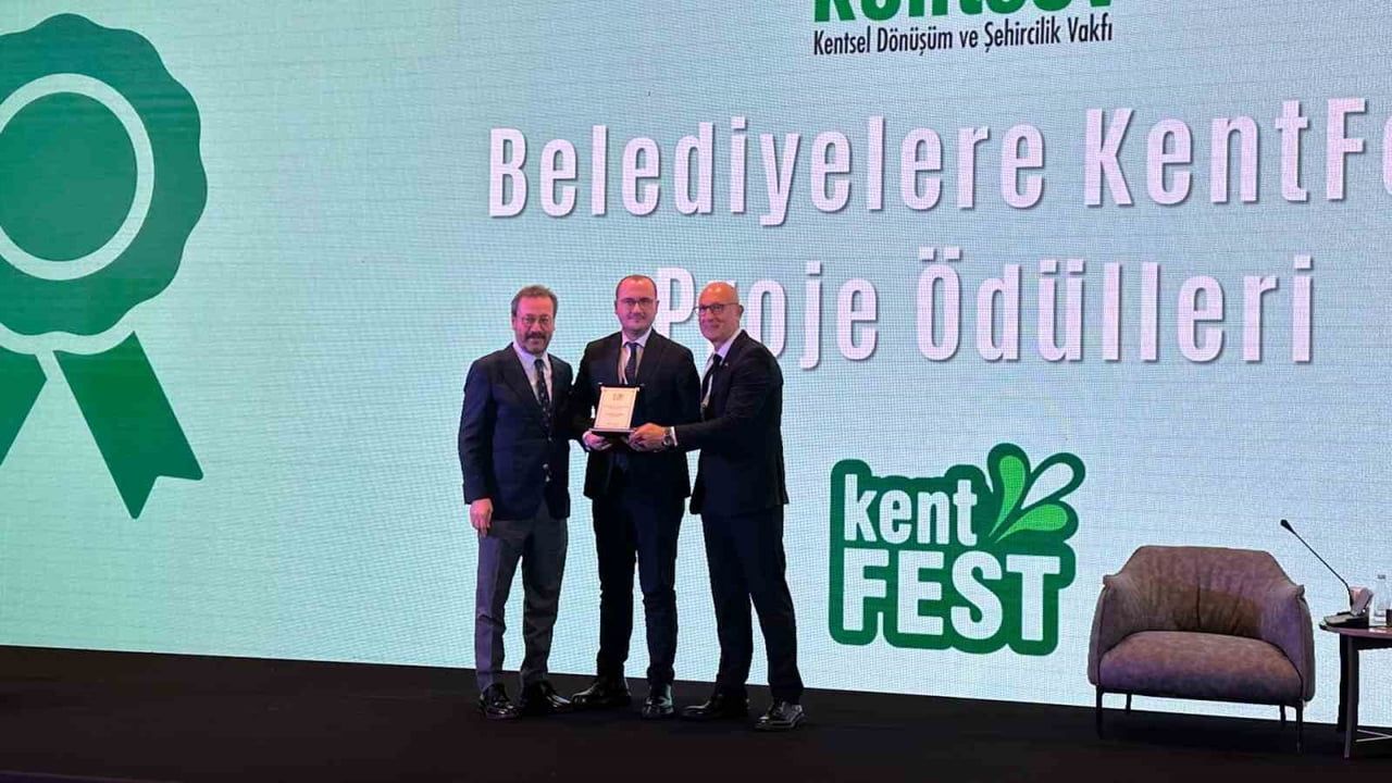 Kayseri Büyükşehir Belediyesi, 2025'te Çeşitli Ödüllerle Taçlandırıldı