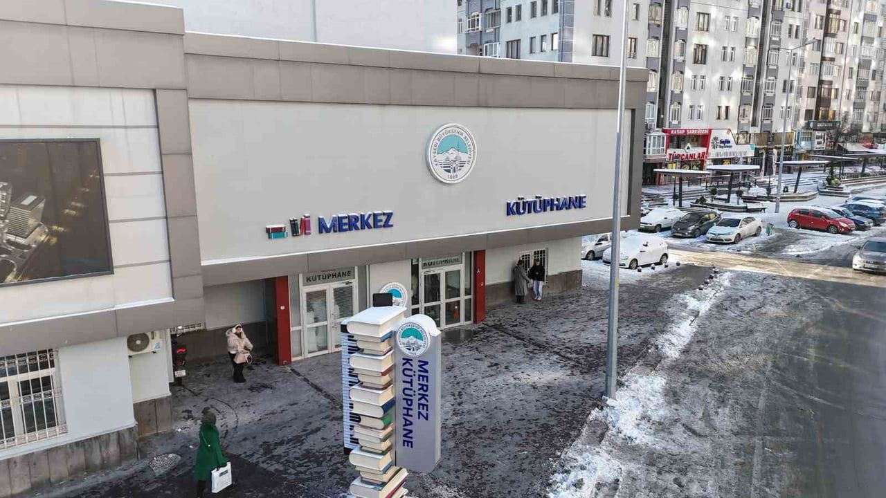 Kayseri Büyükşehir Kütüphaneleri: Soğuk Günlerde Sıcak Bir Ortam