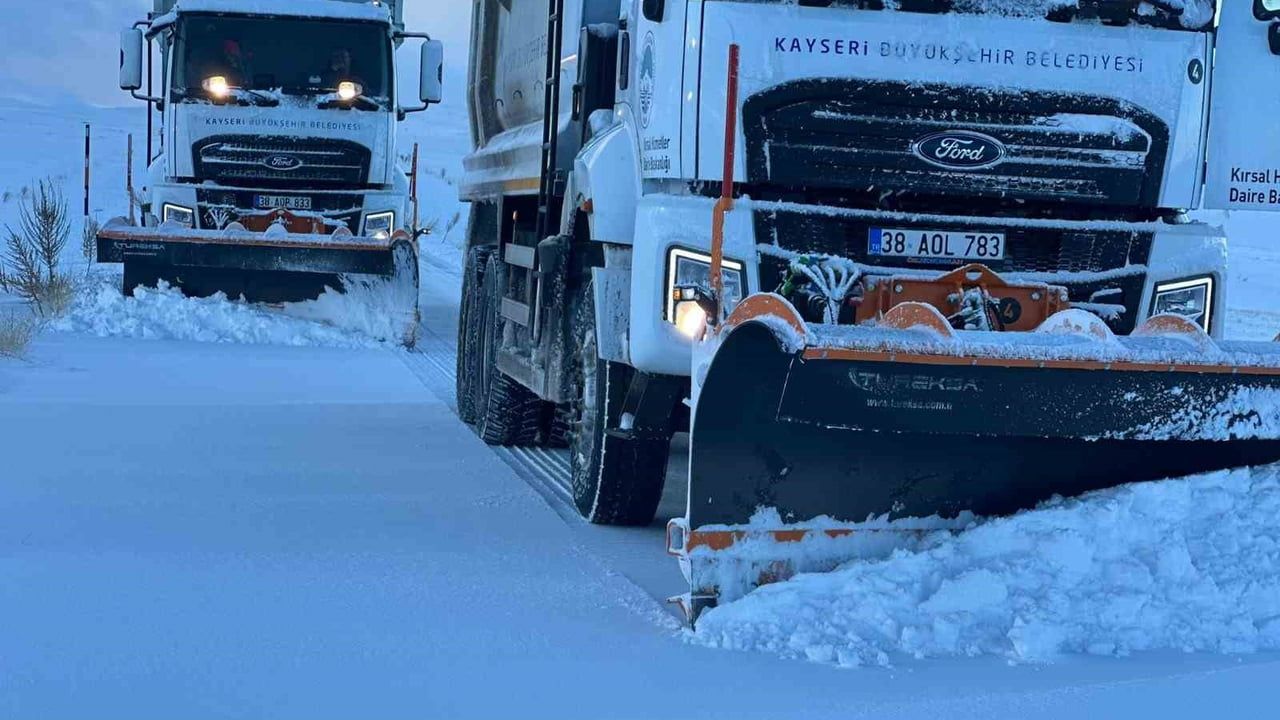 Kayseri'de 126 Mahalle Yolu Ulaşıma Açıldı