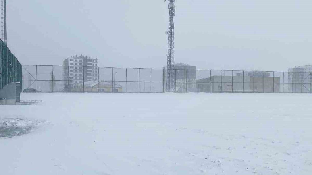 Kayseri'de Amatör Müsabakalar Kar Nedeniyle İptal Edildi