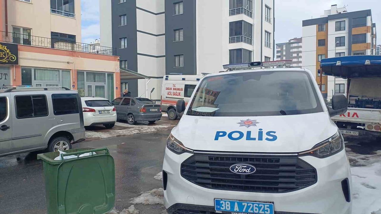 Kayseri'de Duş Sonrası Hayatını Kaybeden Çocuk Defnedildi