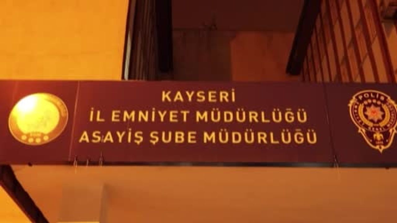 Kayseri'de Eş Zamanlı Fuhuş Operasyonu: 6 Kişi Tutuklandı
