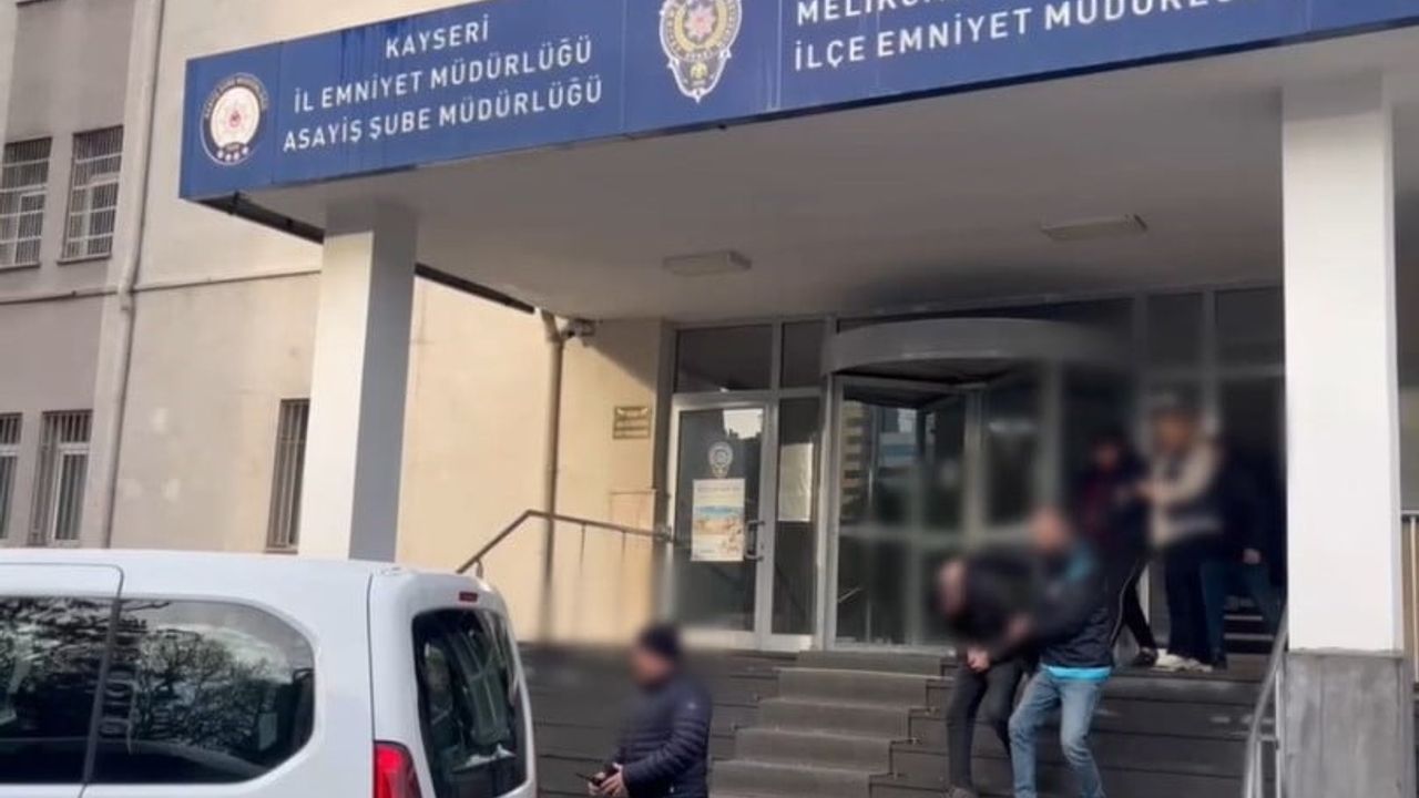 Kayseri'de Şantaj Çetesi Çökertildi