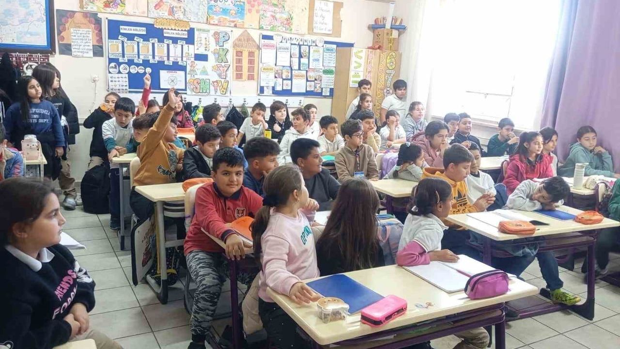 Kemer Belediyesi’nden Sıfır Atık Eğitimi