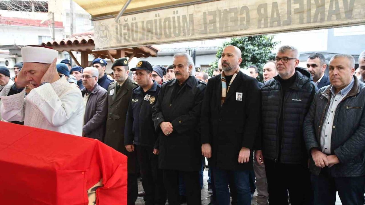 Kıbrıs Gazisi Oktay Ayan Son Yolculuğuna Uğurlandı