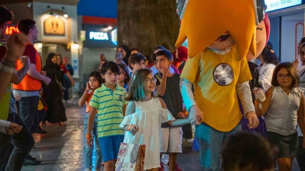 KidZania İstanbul'da Yarıyıl Tatili Karne Partisi Başlıyor