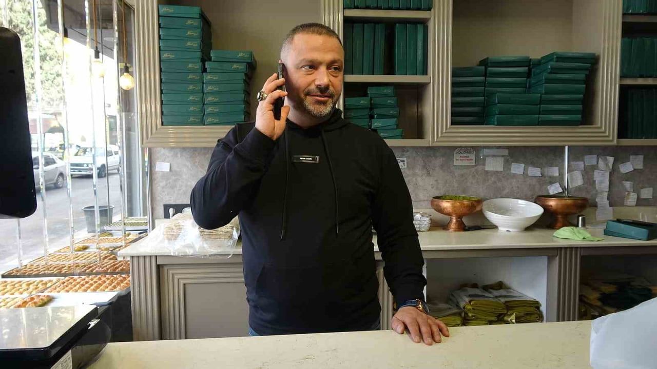 Kilis'te Tatlıcı 25 Bin TL Dolandırıldı