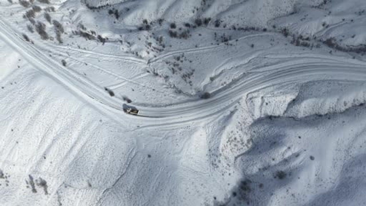 Kırıkkale'de Köy Yolları Yeniden Ulaşıma Açıldı