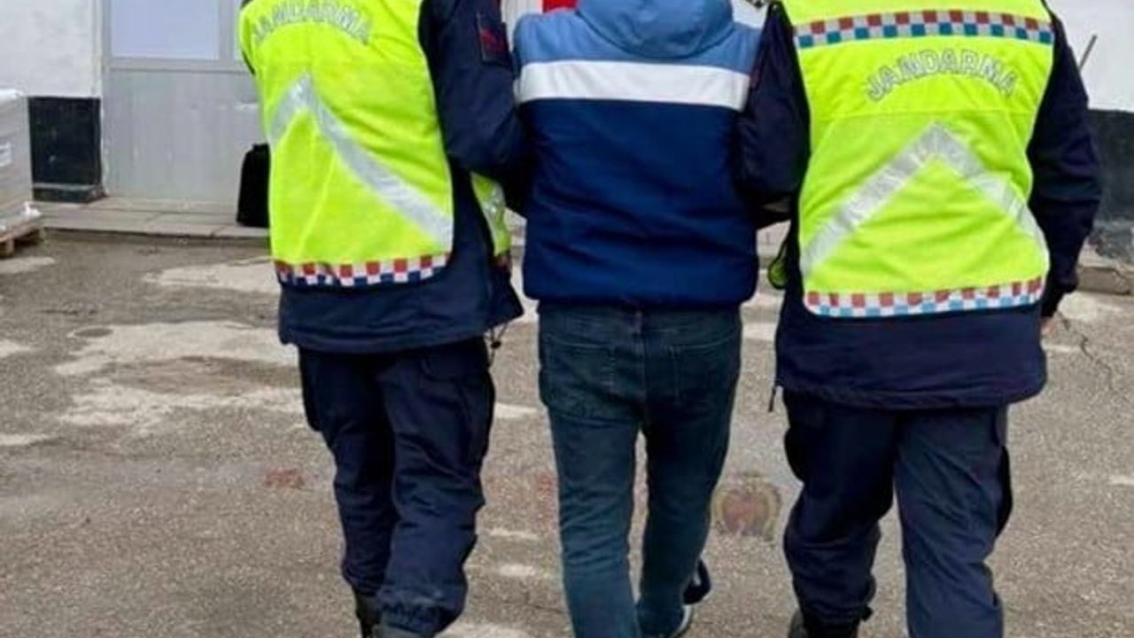 Kırşehir'de Aranan Şahıs Jandarma Tarafından Yakalandı