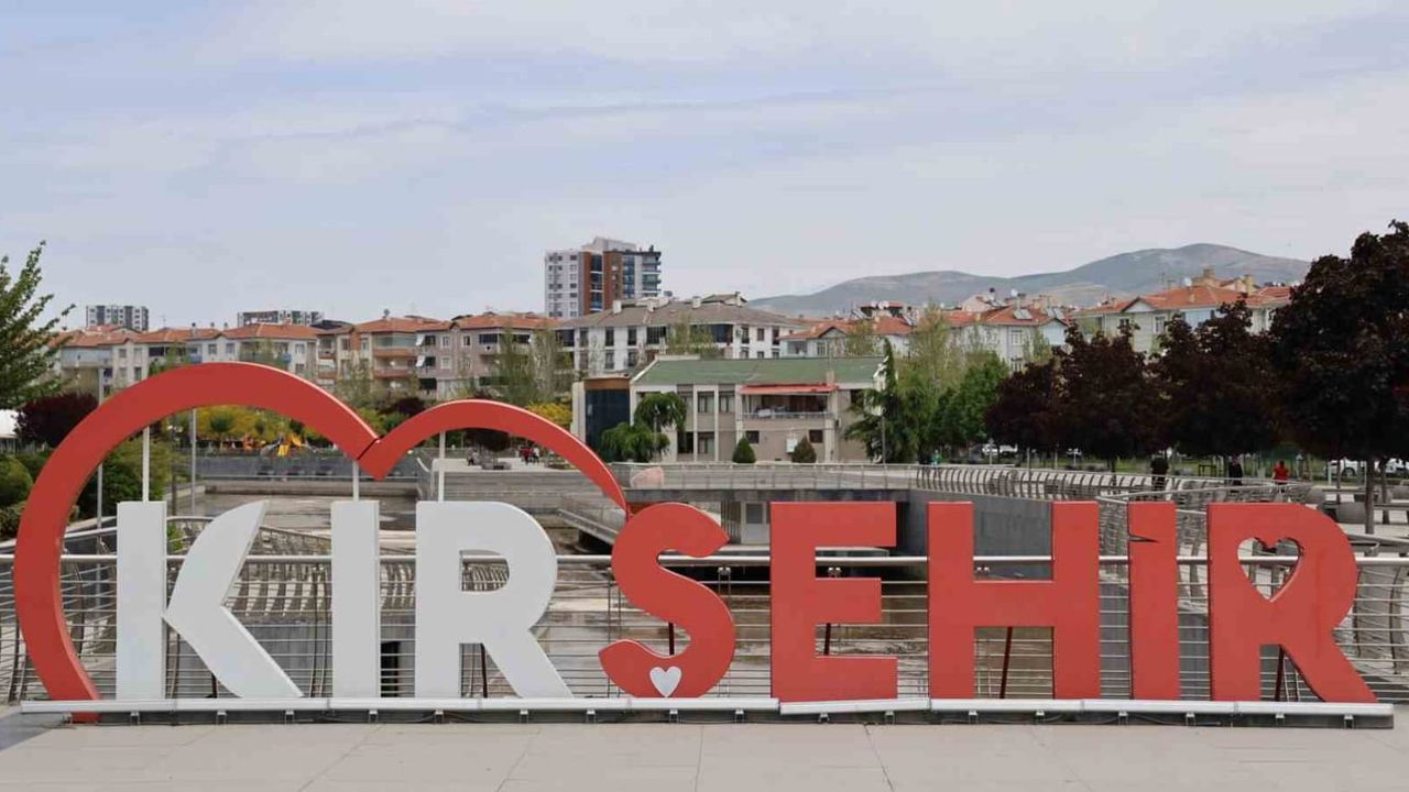 Kırşehir'de Ulaşım Tarifelerine Zam Yapıldı