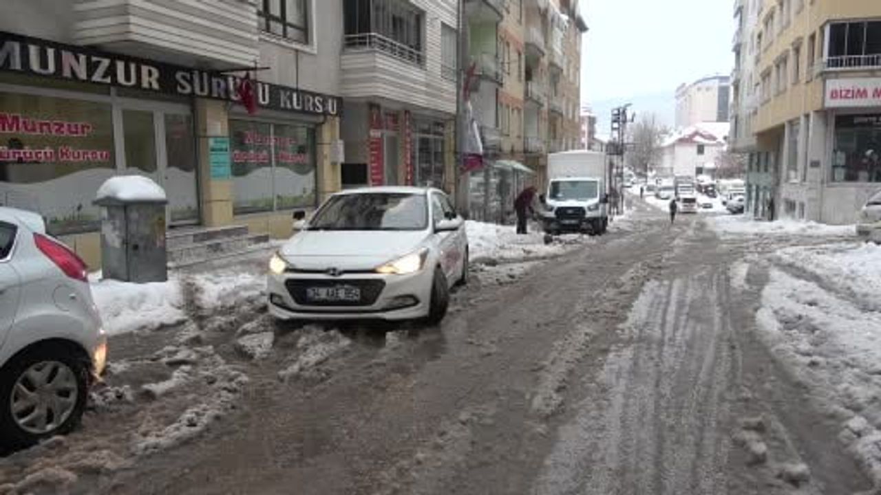Kış Lastiği Yetersiz: Sürücülere Kritik Uyarılar