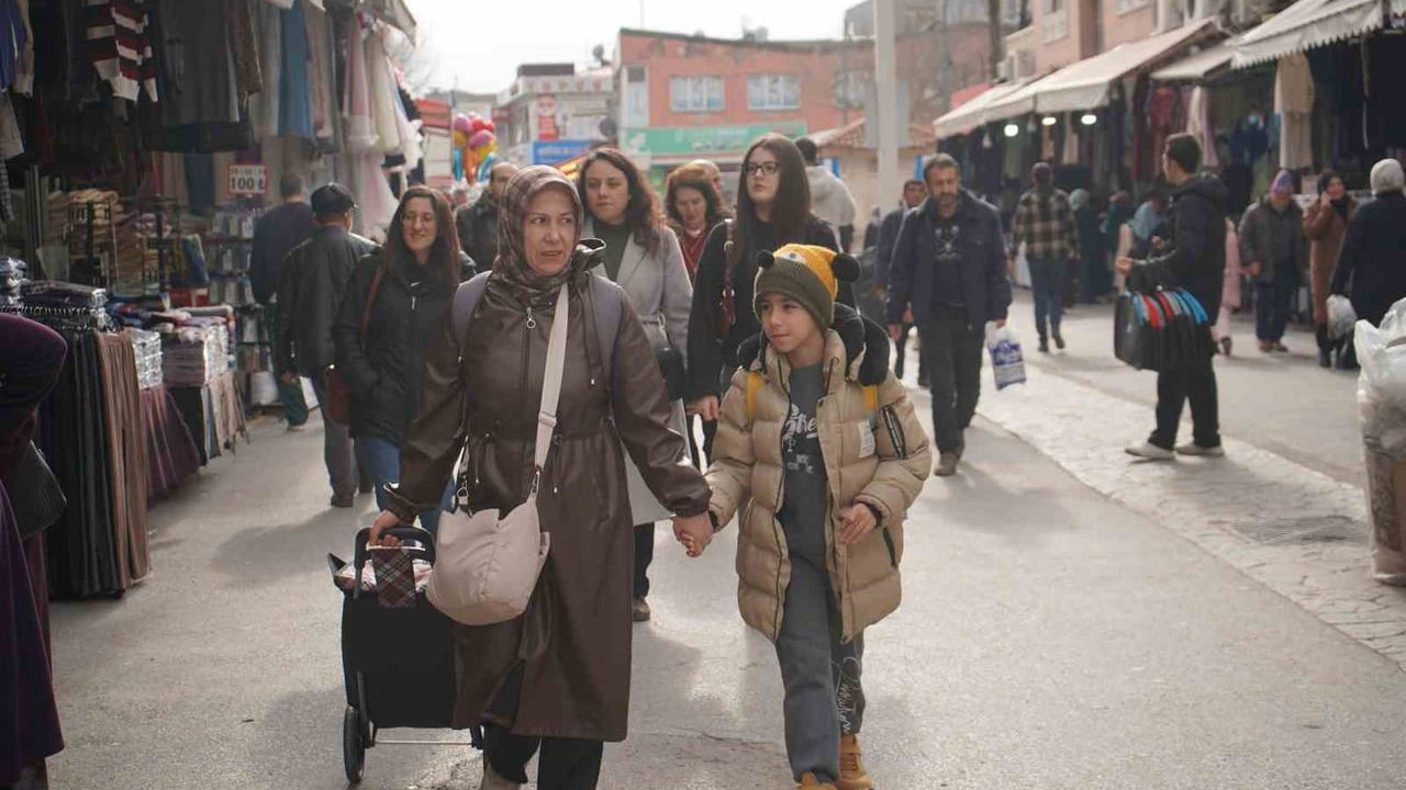 Kış Ortasında Yaz Sıcakları: Sakarya'da Sonbahar Havası