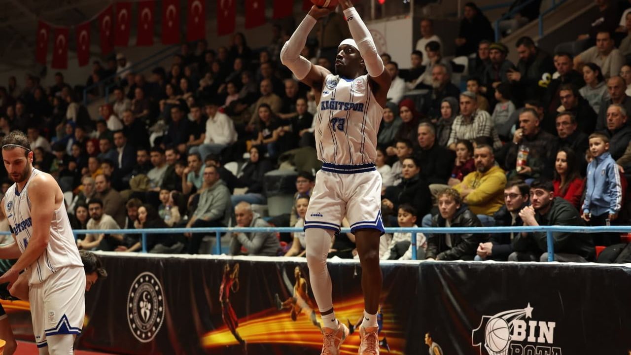 Kocaeli BŞB Kağıtspor Uzatmalarda Haremspor'u Geçti