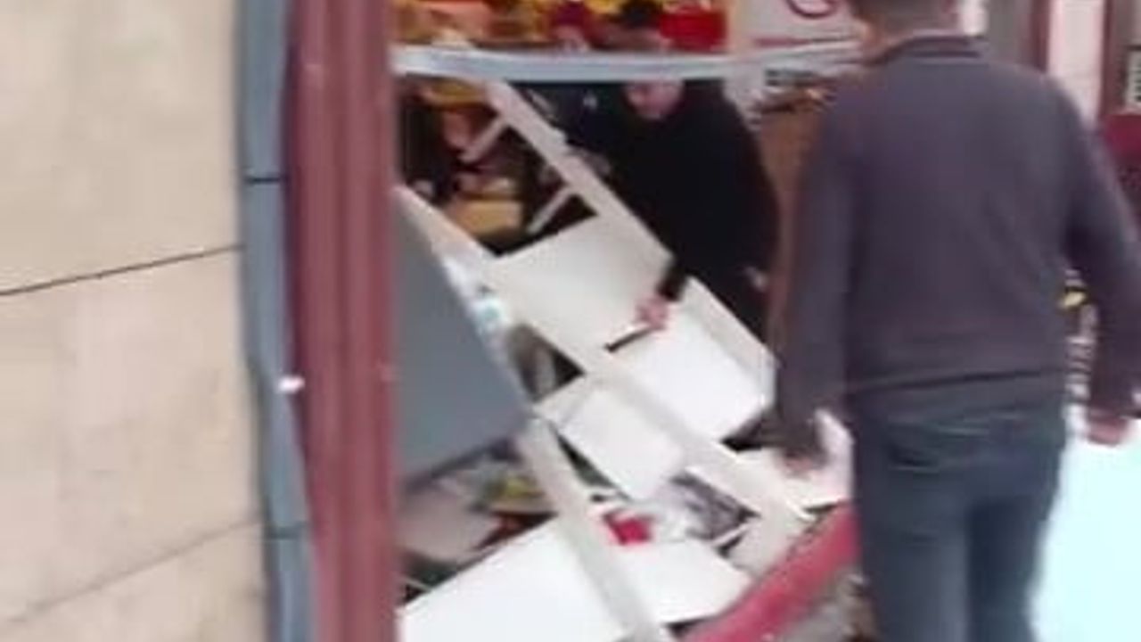 Kocaeli'de Fırtına Felaketi: Evler Zarar Gördü