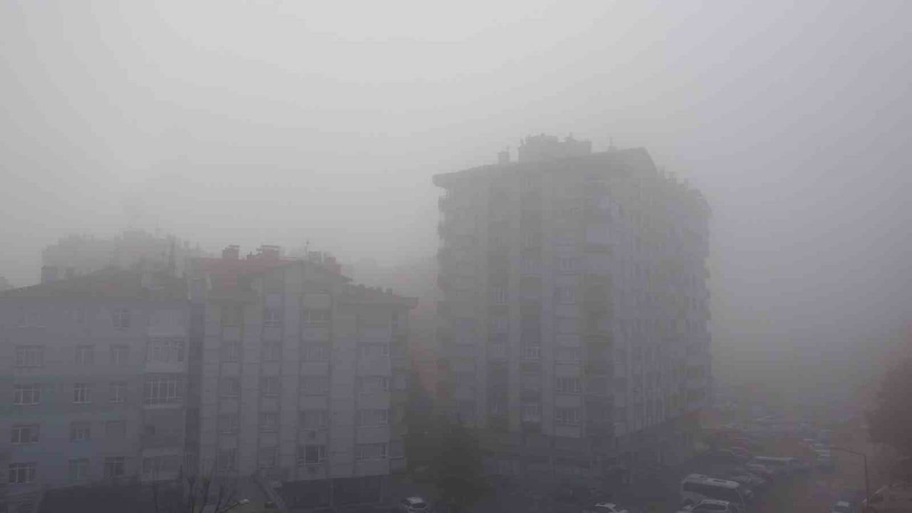 Konya'da Yoğun Sis Kazalara Neden Oldu