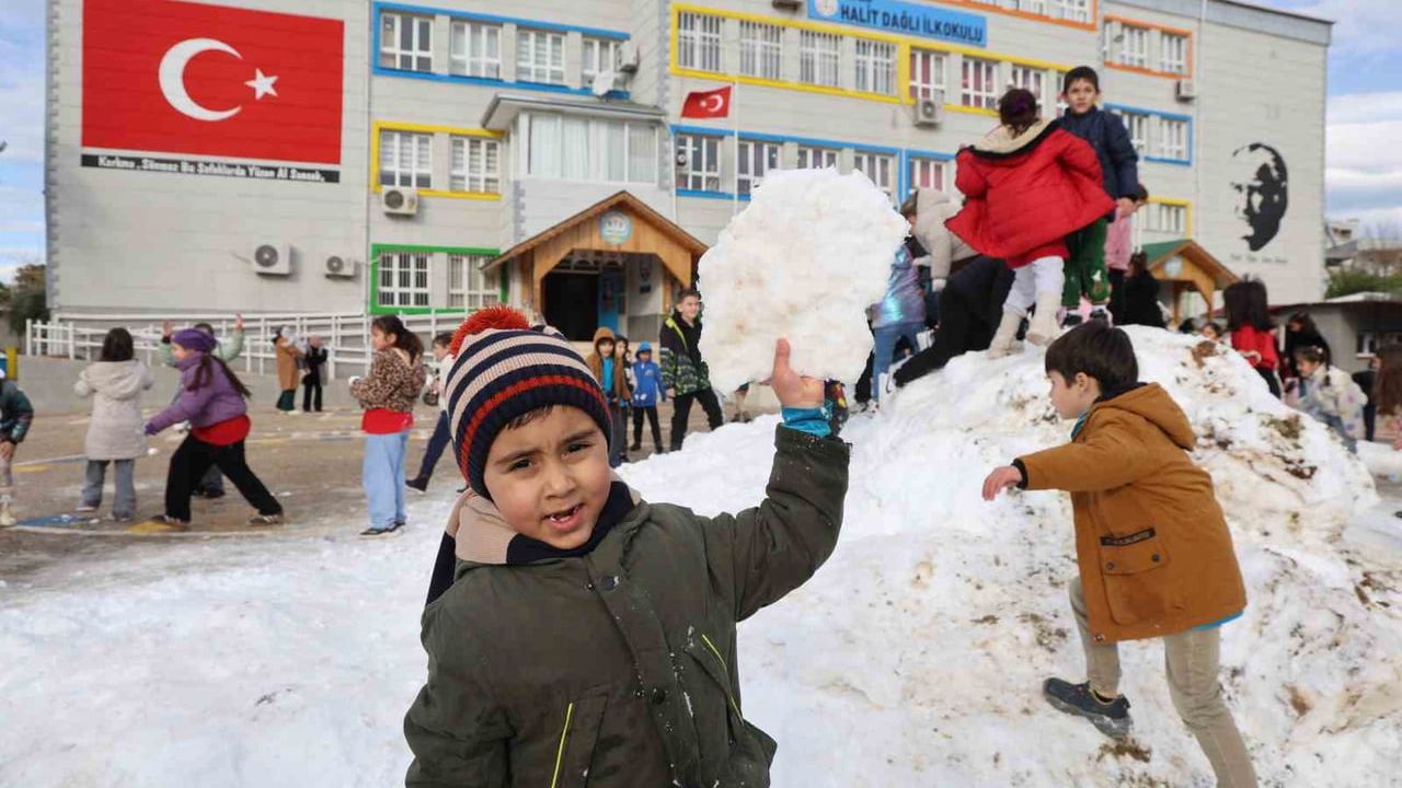 Kozan'da Karla Dolu Unutulmaz Bir Gün