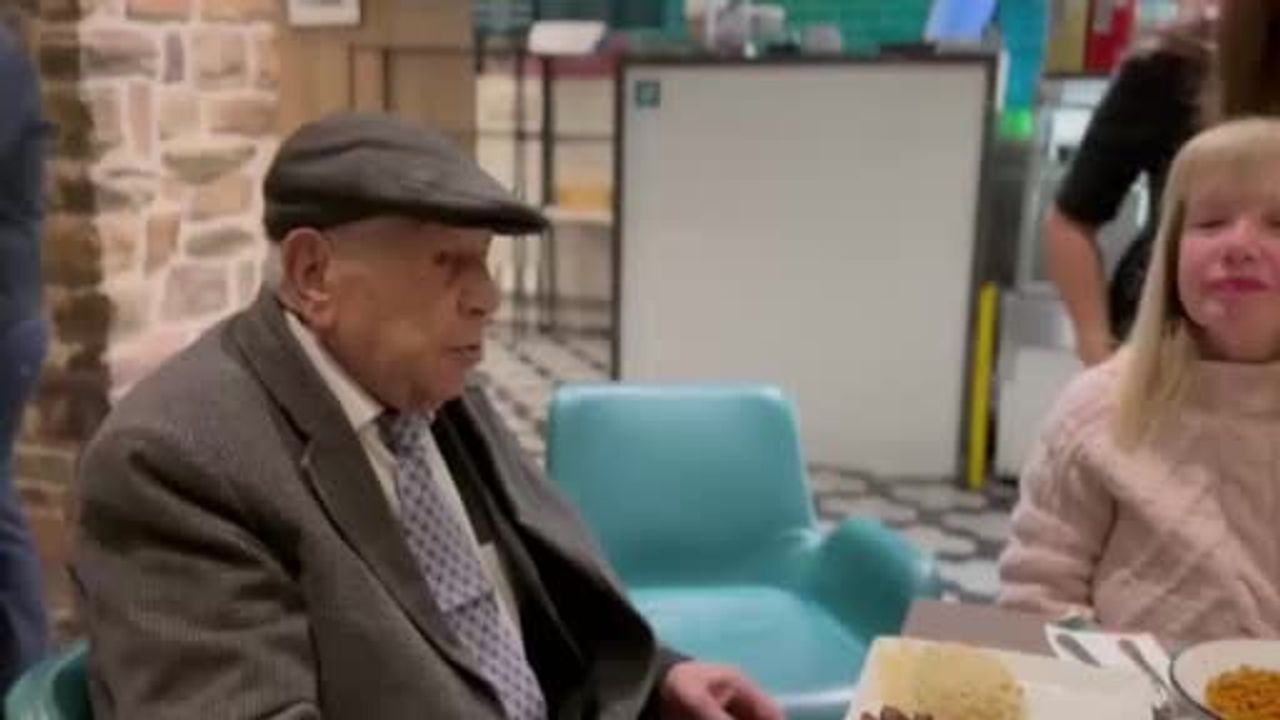 Kral Charles'tan Derviş Tahir'e 100. Yaş Mektubu