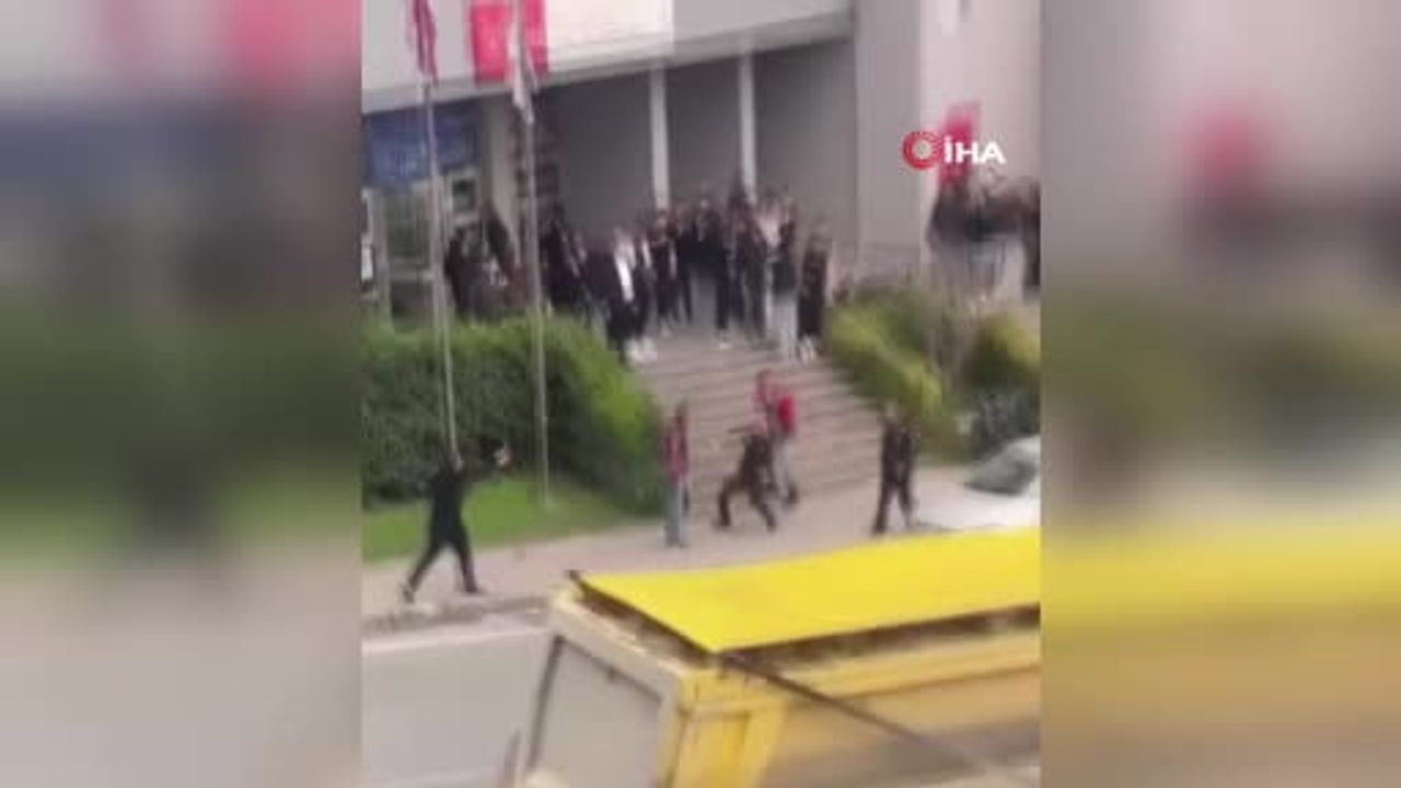 Küçükçekmece'de Futbol Maçı Sonrası Kavga Çıktı