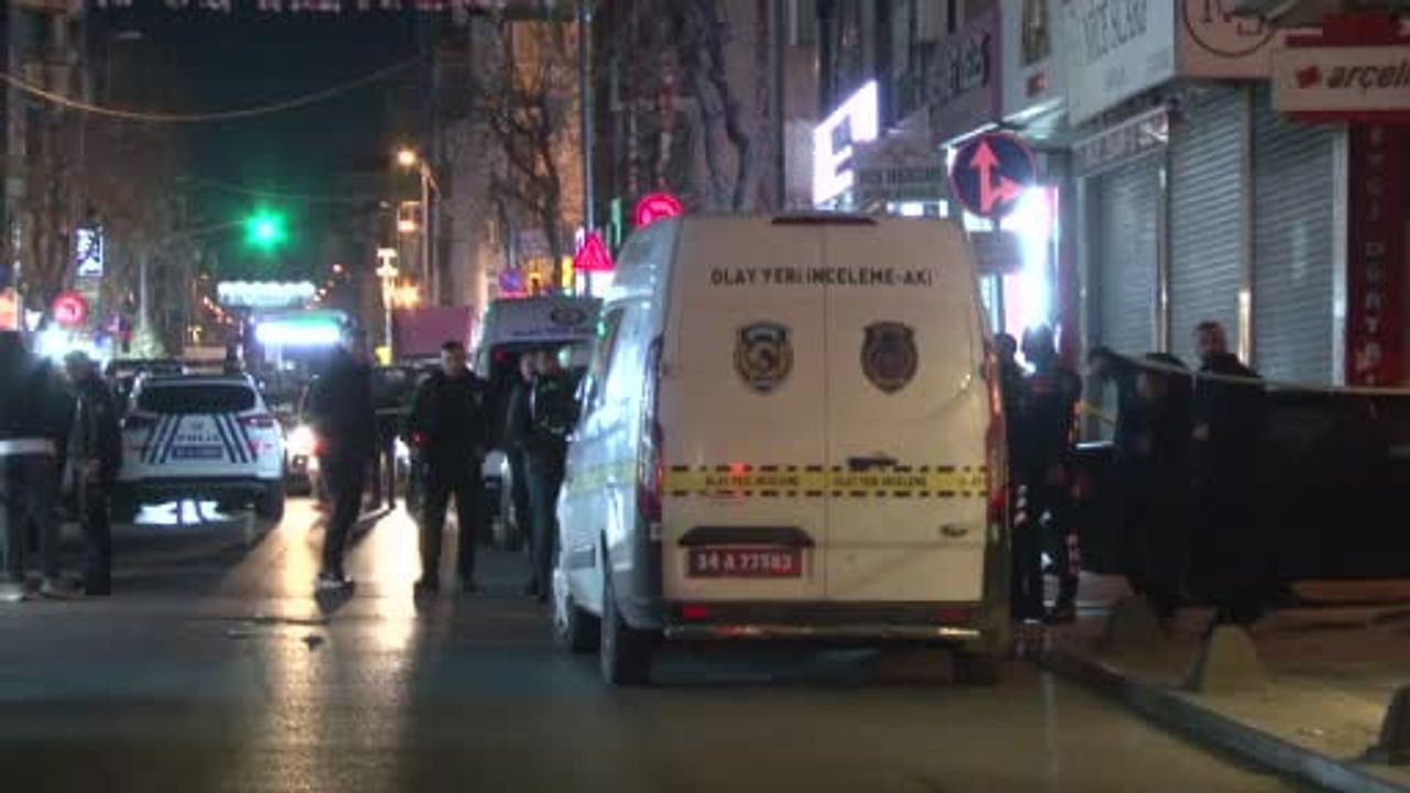 Küçükçekmece'de Silahlı Saldırı: İki Kişi Hayatını Kaybetti