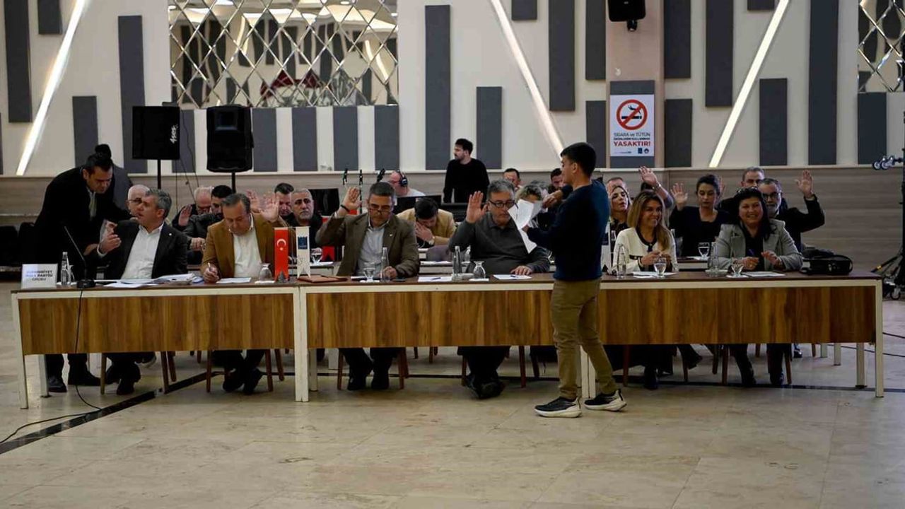 Kuşadası Belediye Meclisi 2026'nın ilk oturumunu gerçekleştirdi