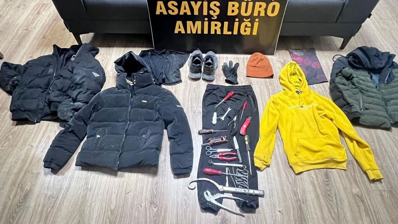 Kuşadası'nda Hırsızlık Şüphelisi Yakalandı