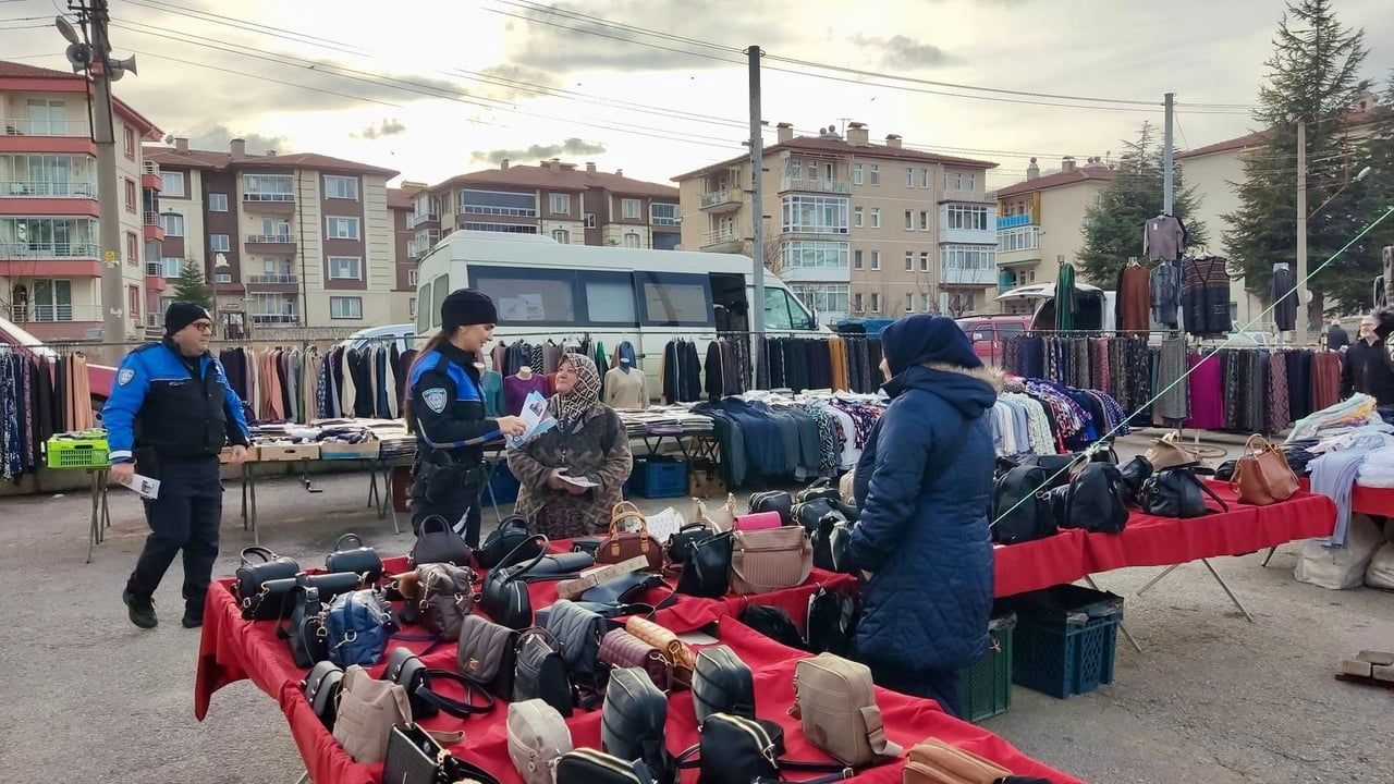 Kütahya İl Emniyet Müdürlüğü Semt Pazarı Bilgilendirme Çalışmaları